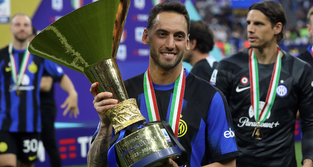 Serie A’nın En İyi Orta Sahası Ödülünde Hakan Çalhanoğlu Adaylığı