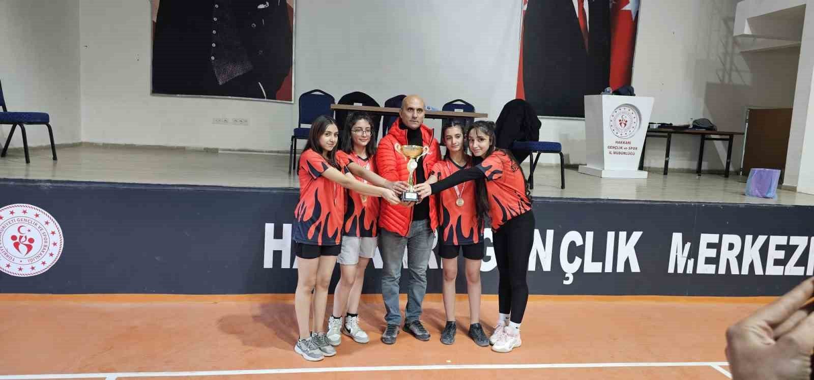 Hakkari'de Masa Tenisi Şampiyonası Heyecanla Sonlandı