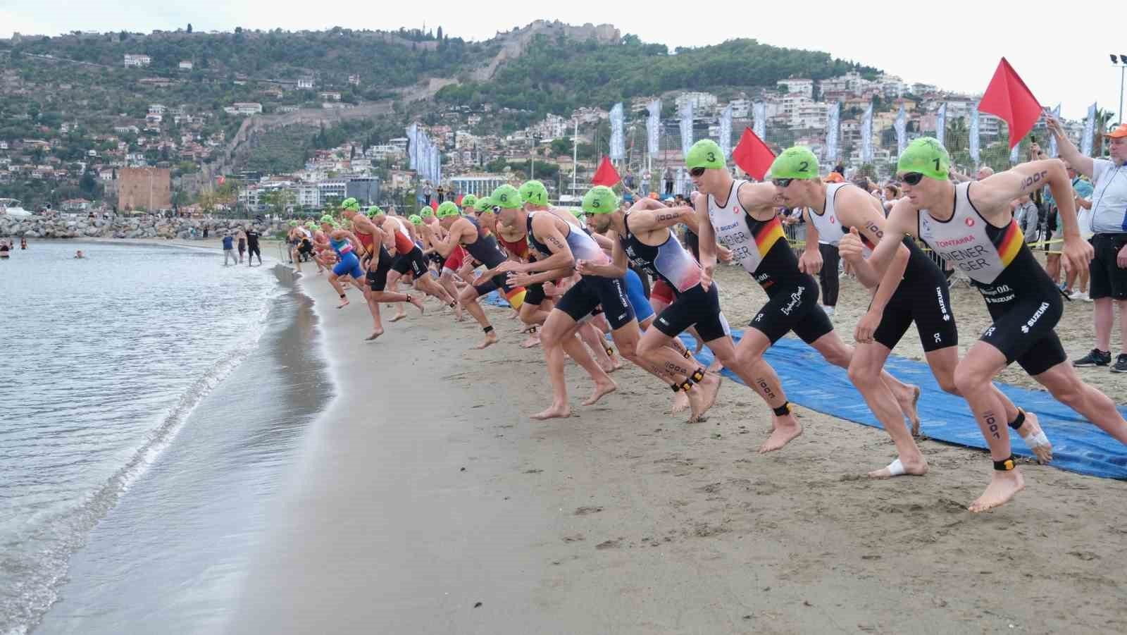 Triatlon Alanya'da Geri Dönüyor: 33. Uluslararası Triatlon Yarışması