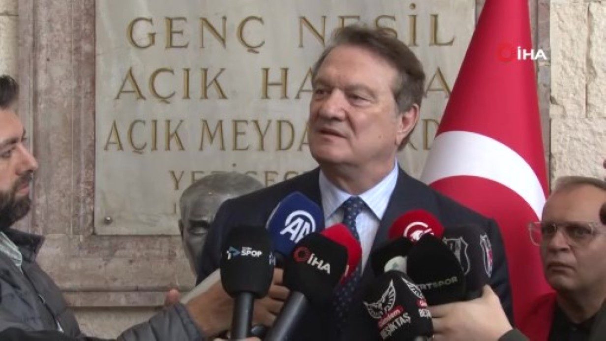 Hasan Arat: "Maçları da yabancı hakemlerin yönetmesi lazım"