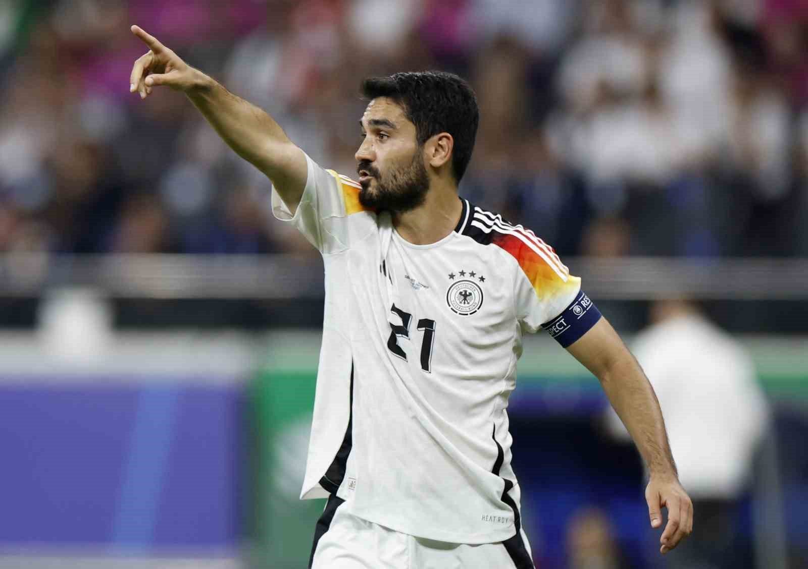 Milli formayla vedası: Gündoğan'dan şok karar!