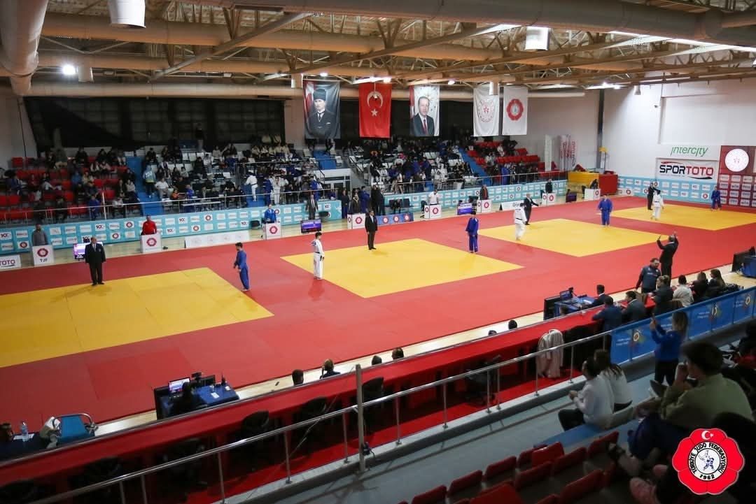 Denizlili Nazifhan Özen, Milli Judo Takımına Kanat Çırptı