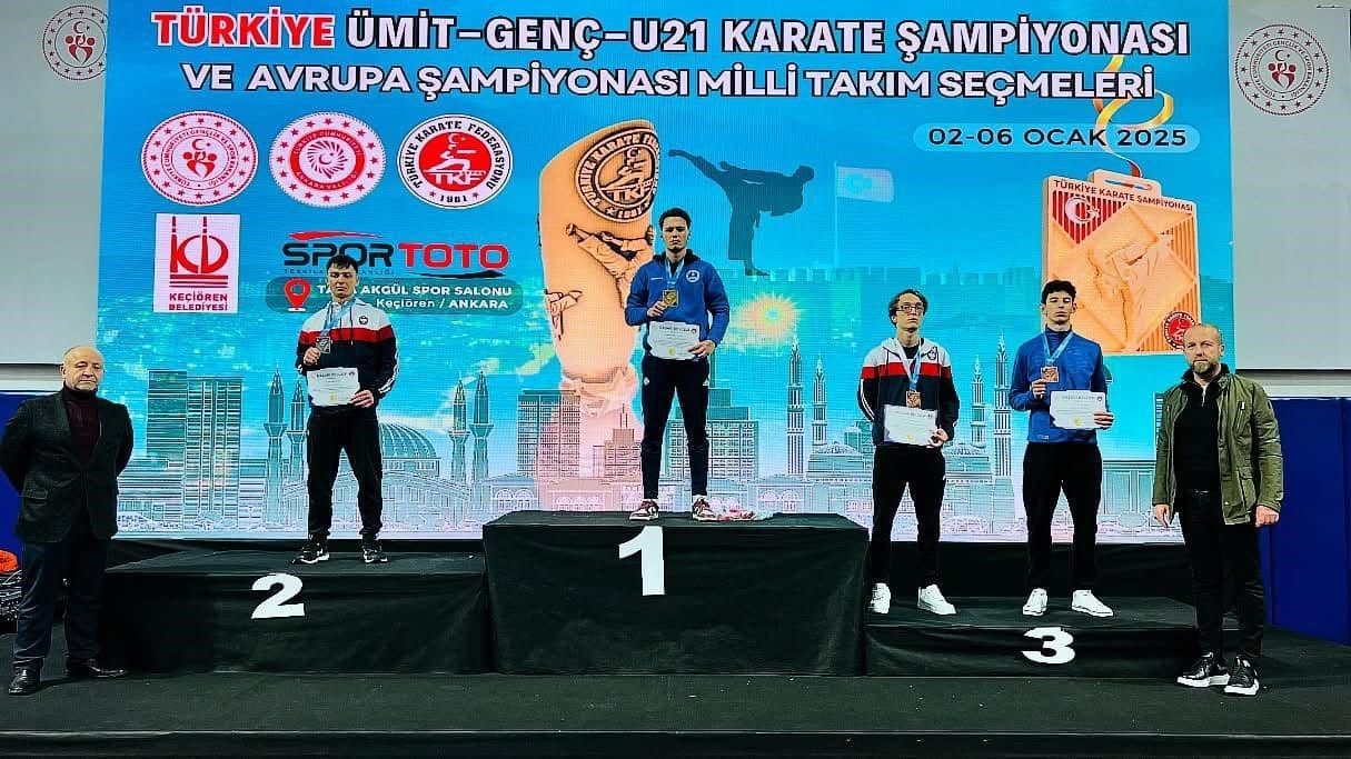Kayserili Karateci'nin Türkiye Şampiyonası'nda Kazandığı Bronz Madalya