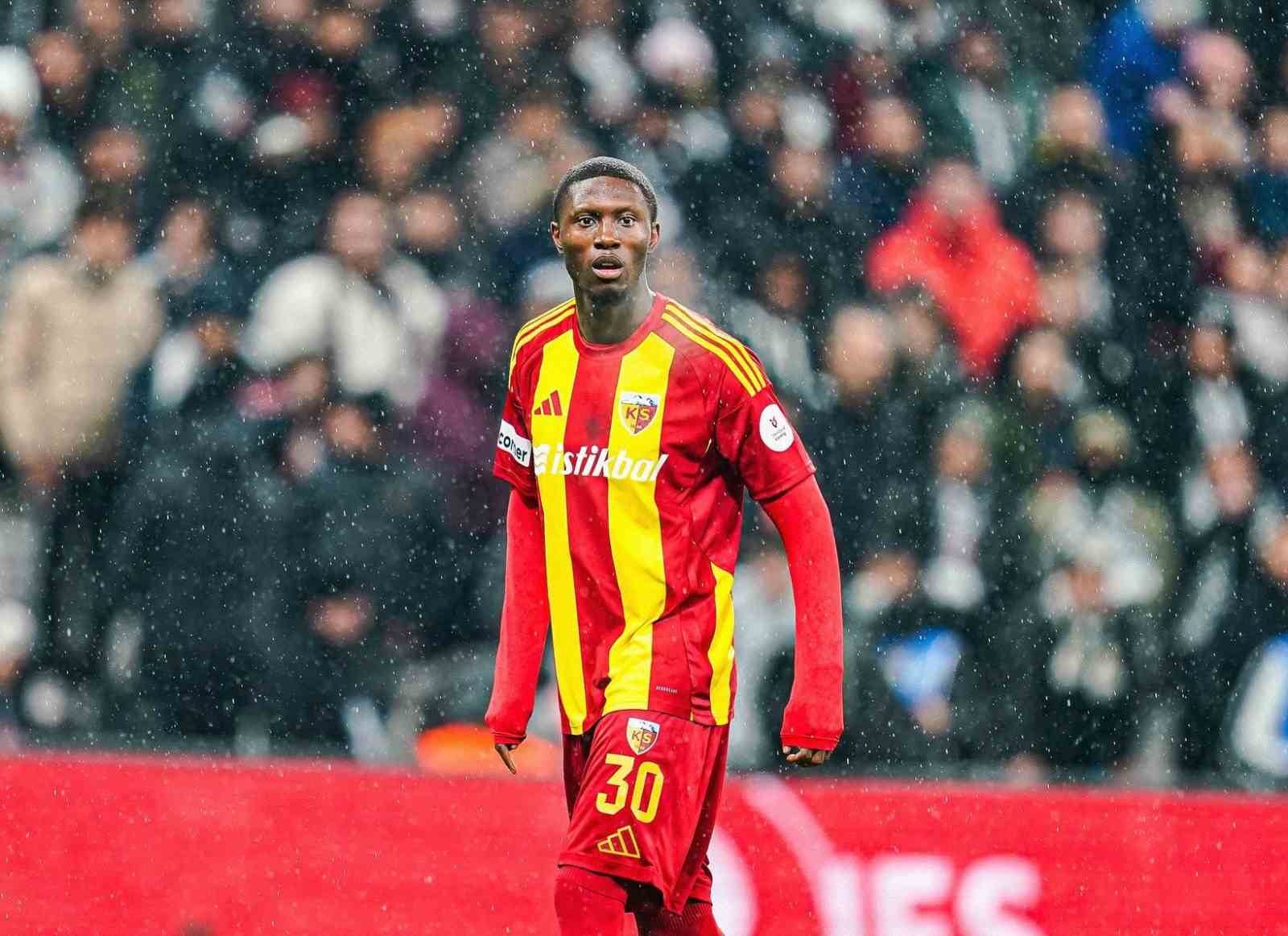 Kayserispor’da bir ayrılık daha