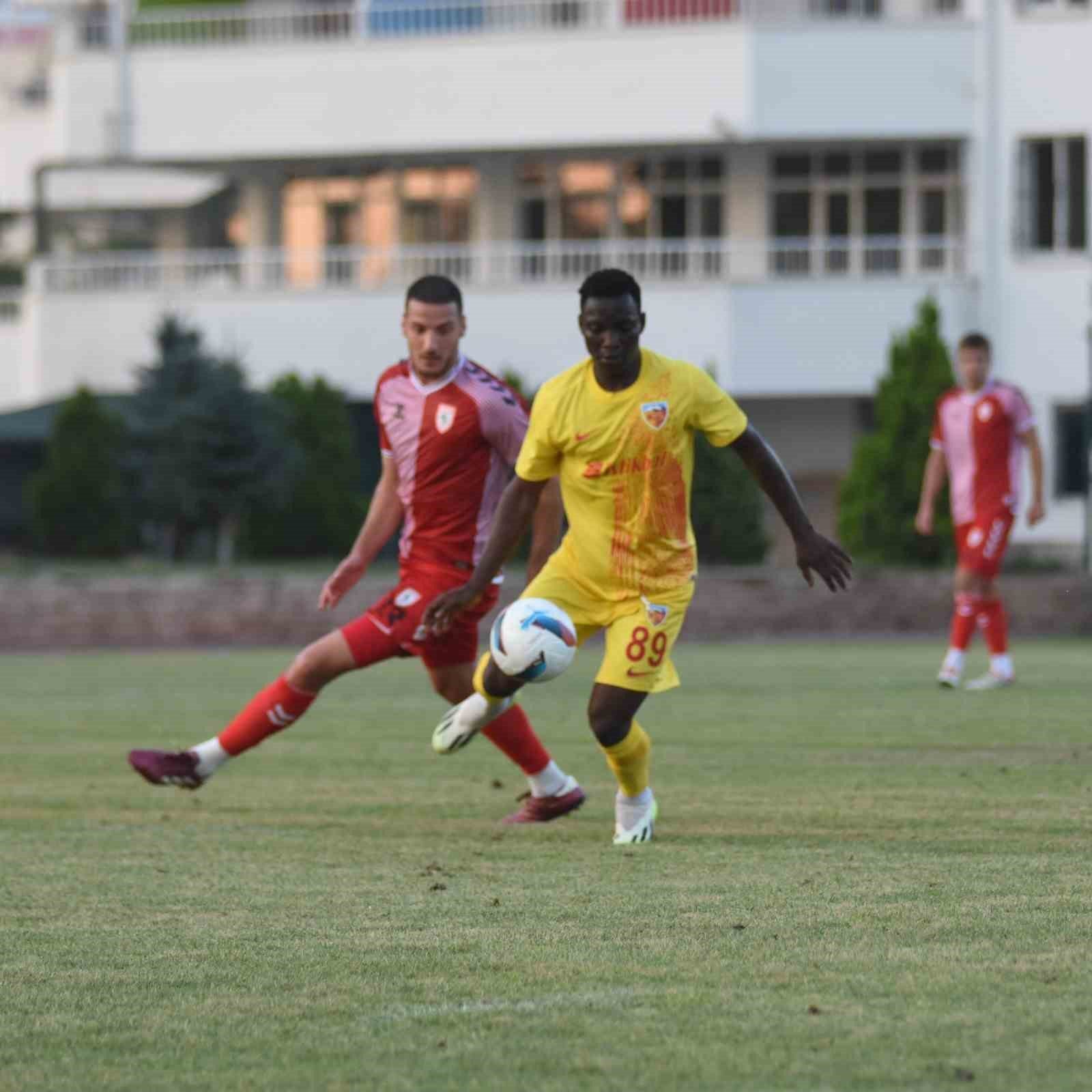 Kayserispor, hazırlık maçında tökezledi