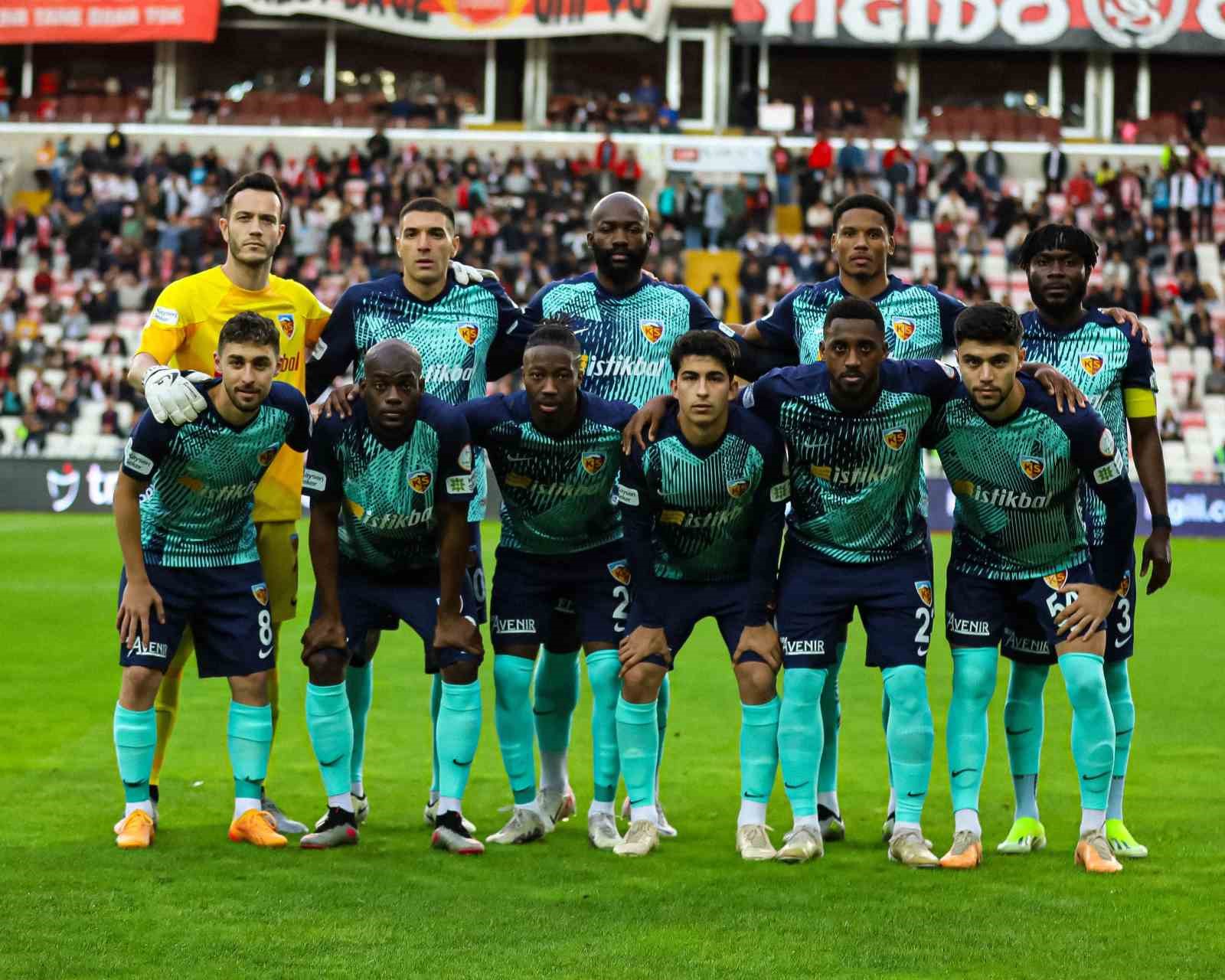 Kayserispor, Ligde Ortanın Altında Yer Aldı