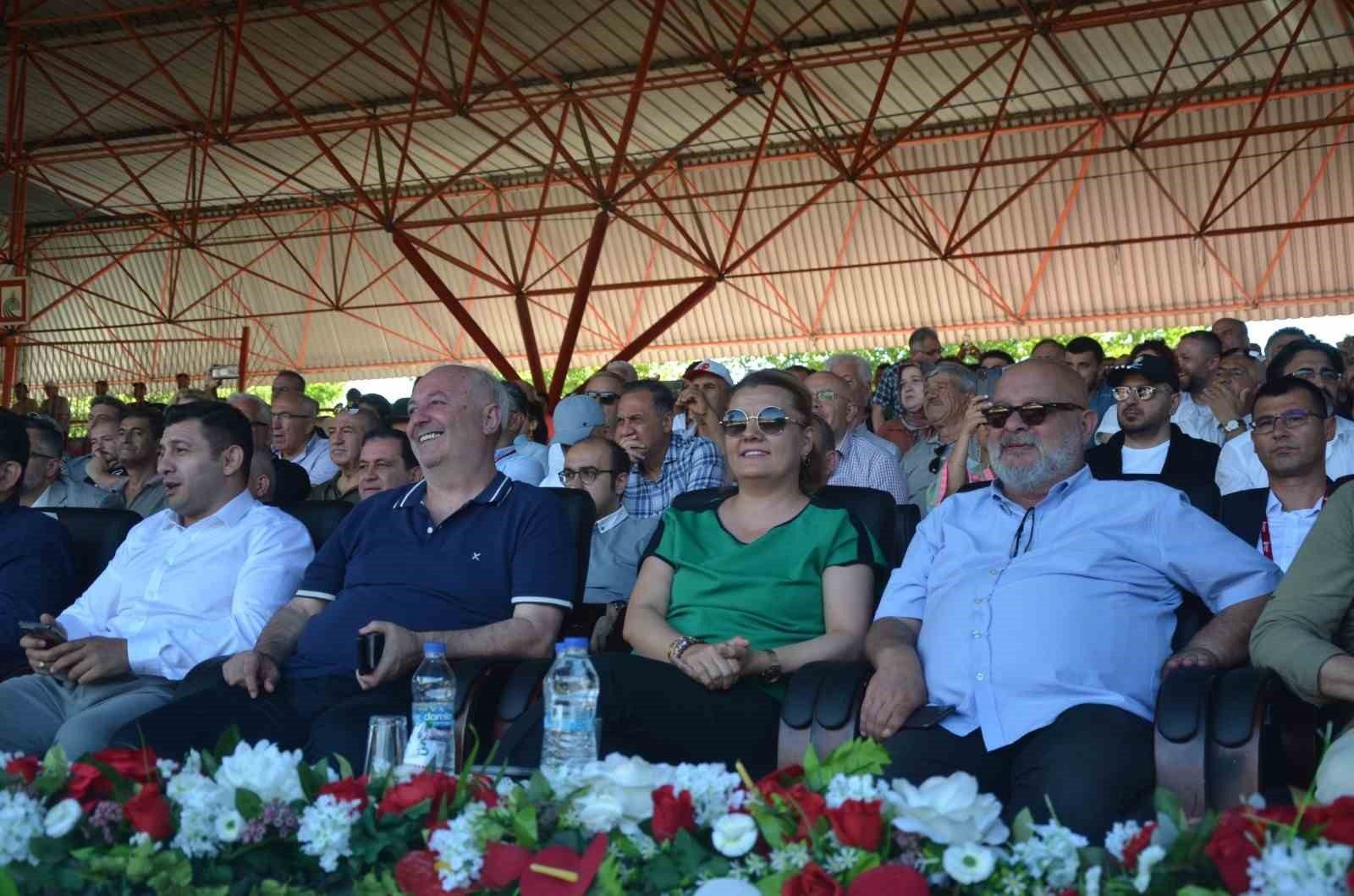 Kocaeli Pehlivanları Edirne'de Destek Alıyor