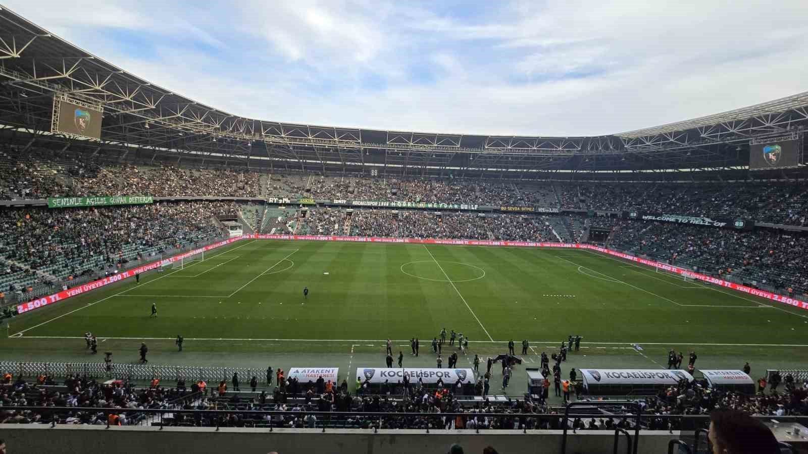 Kocaelispor ile Galatasaray tribün liderleri maç öncesi buluştu