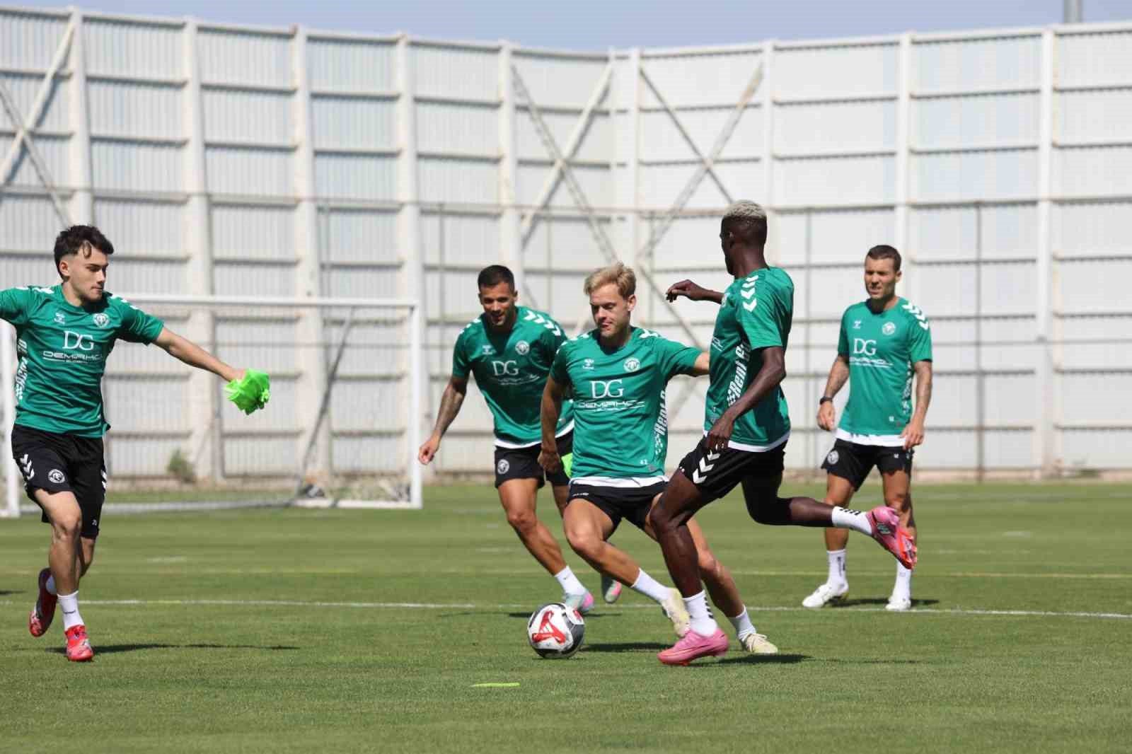 Konyaspor, RAMS Başakşehir maçının hazırlıklarını sürdürdü