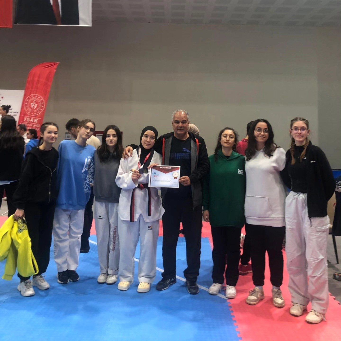 Köyceğizli Azra, Taekwondo’da final müsabakalarına katılacak