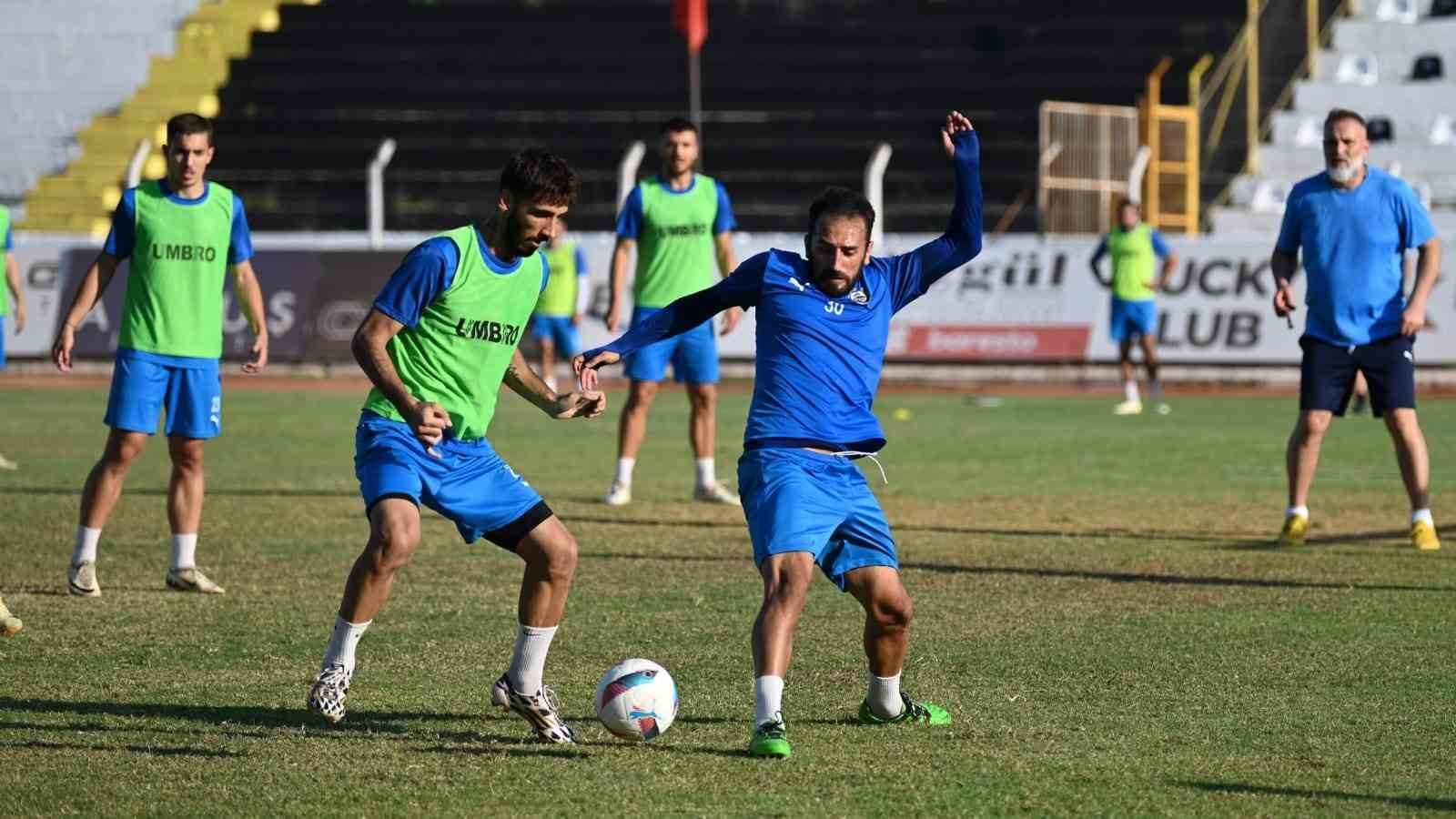Kuşadasıspor, Moral Bulmak İçin Sahalara Dönüyor