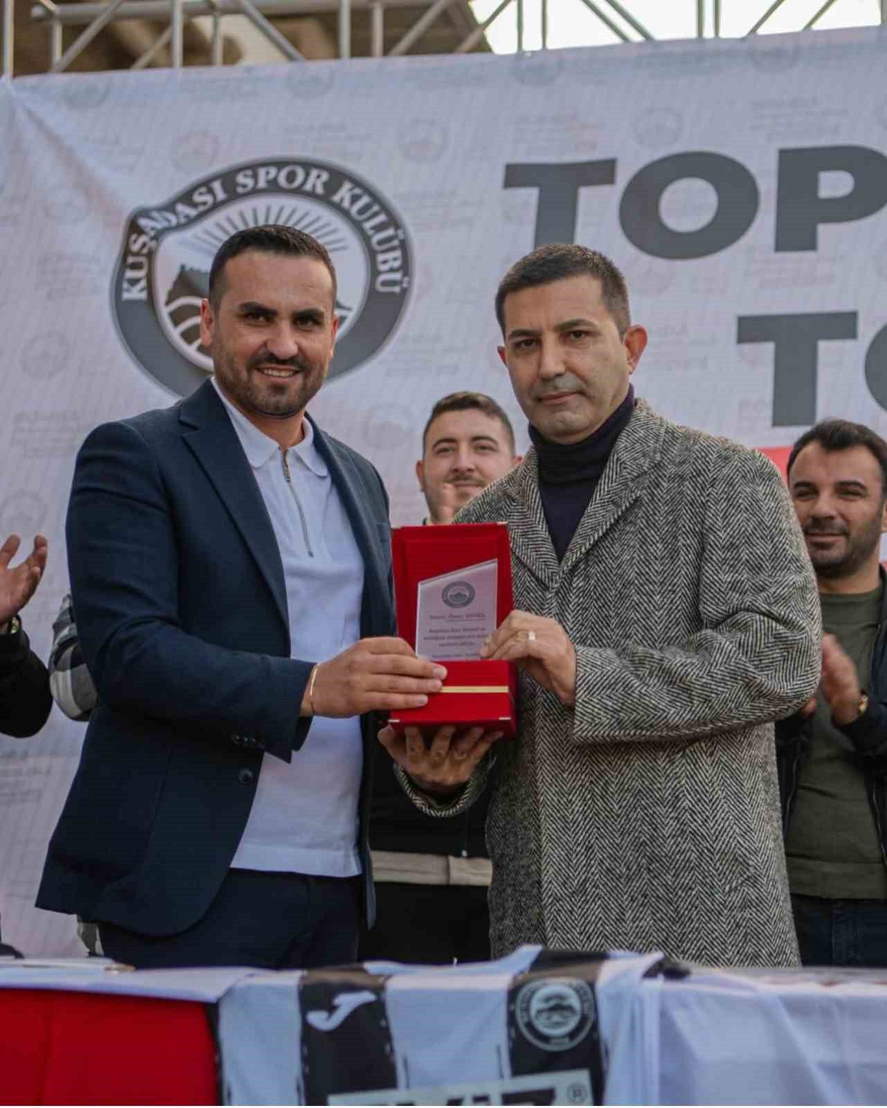 Kuşadasıspor'un Kaderi Zenginoğlu'nun Açıklamalarında