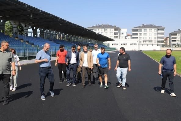 Kütahya’da spor altyapı çalışmaları sürüyor
