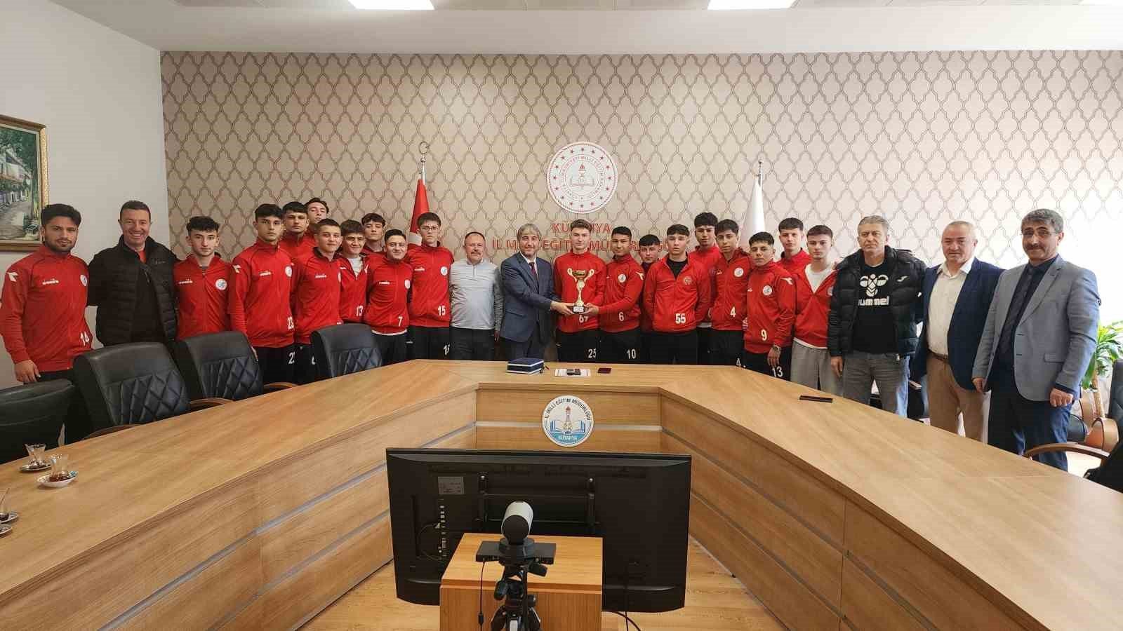 Kütahya Spor Lisesi’nden başarı, Türkiye’de ilk 32’ye girdiler