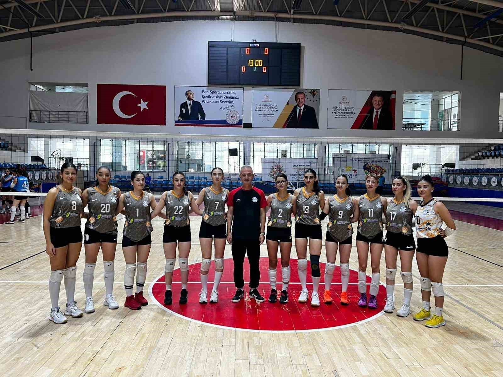 Malatya Voleybol deplasmanda, Nicer Hotel Voleybol evinde galip geldi