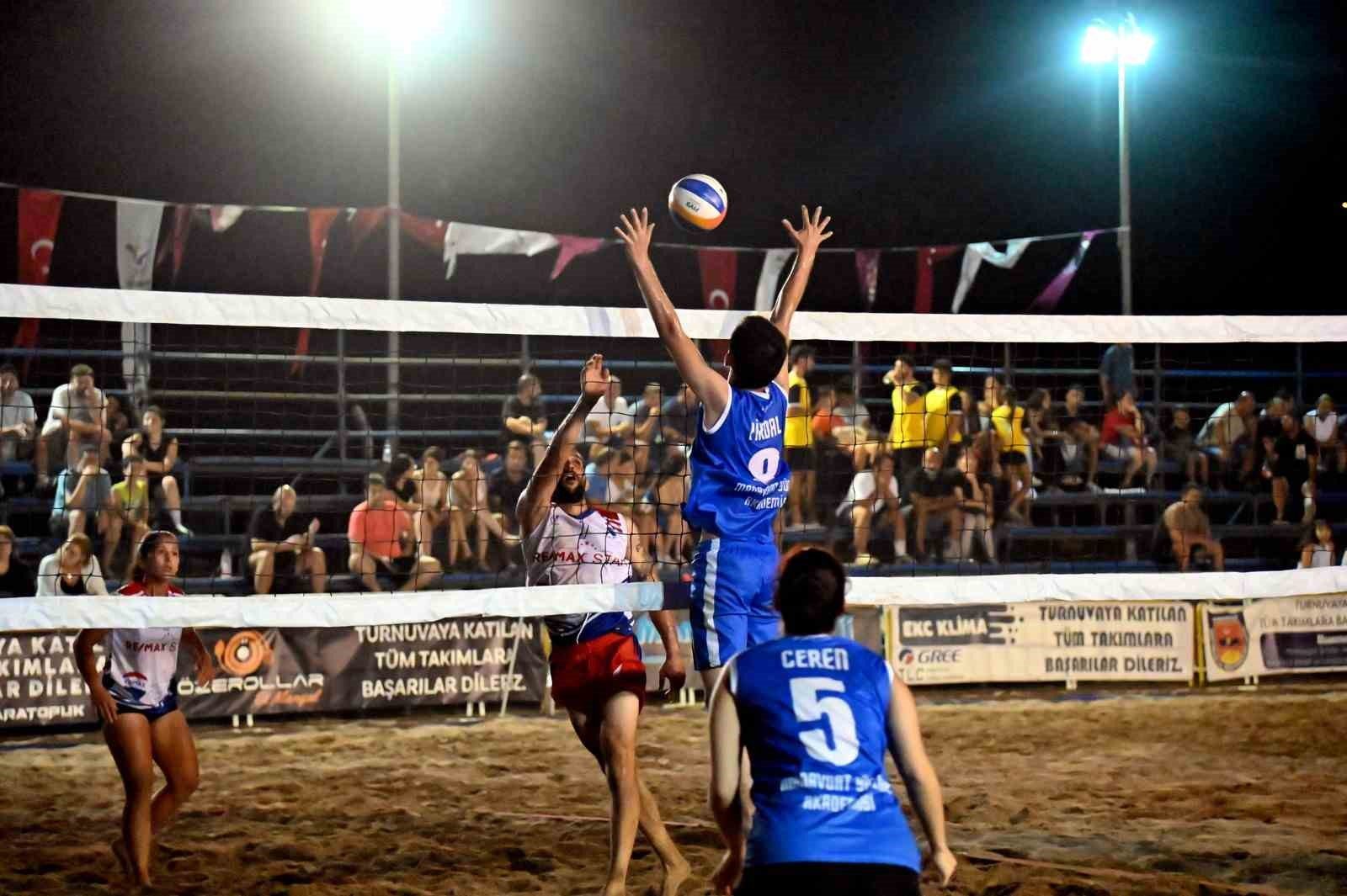 Manavgat Plajları Voleybol Coşkusuna Teslim Oldu