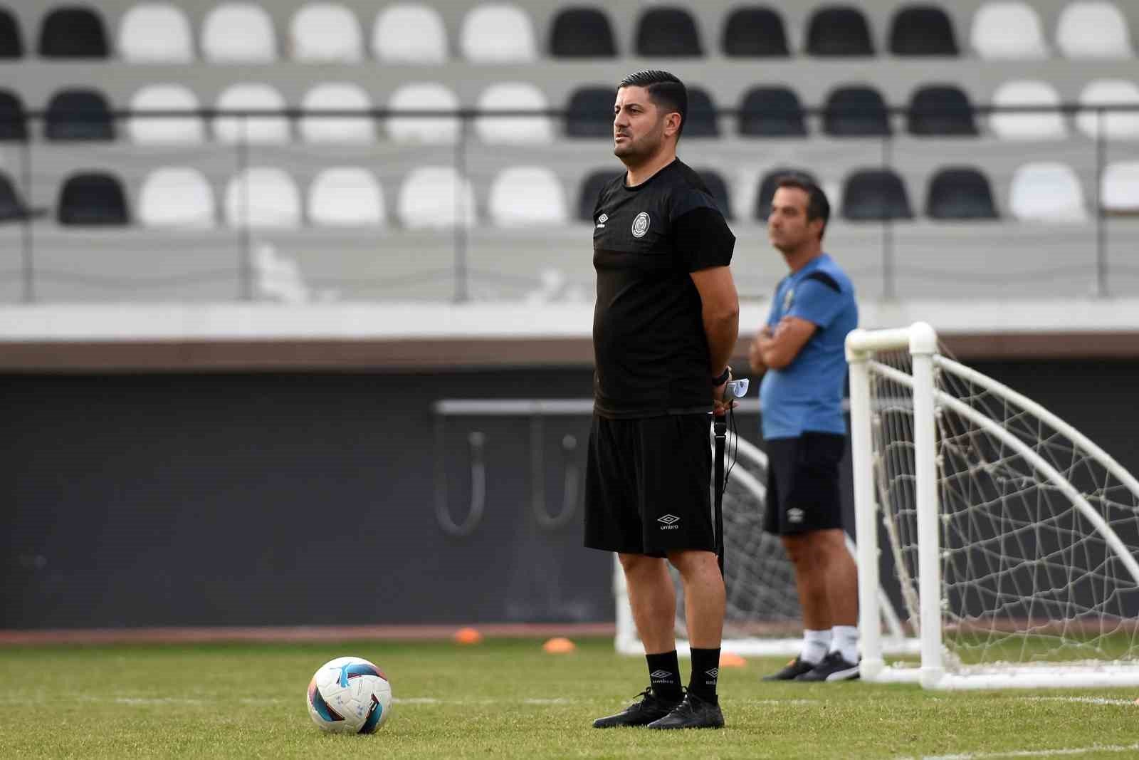 Manisa FK, Evdeki İlk Zaferi için Sahada