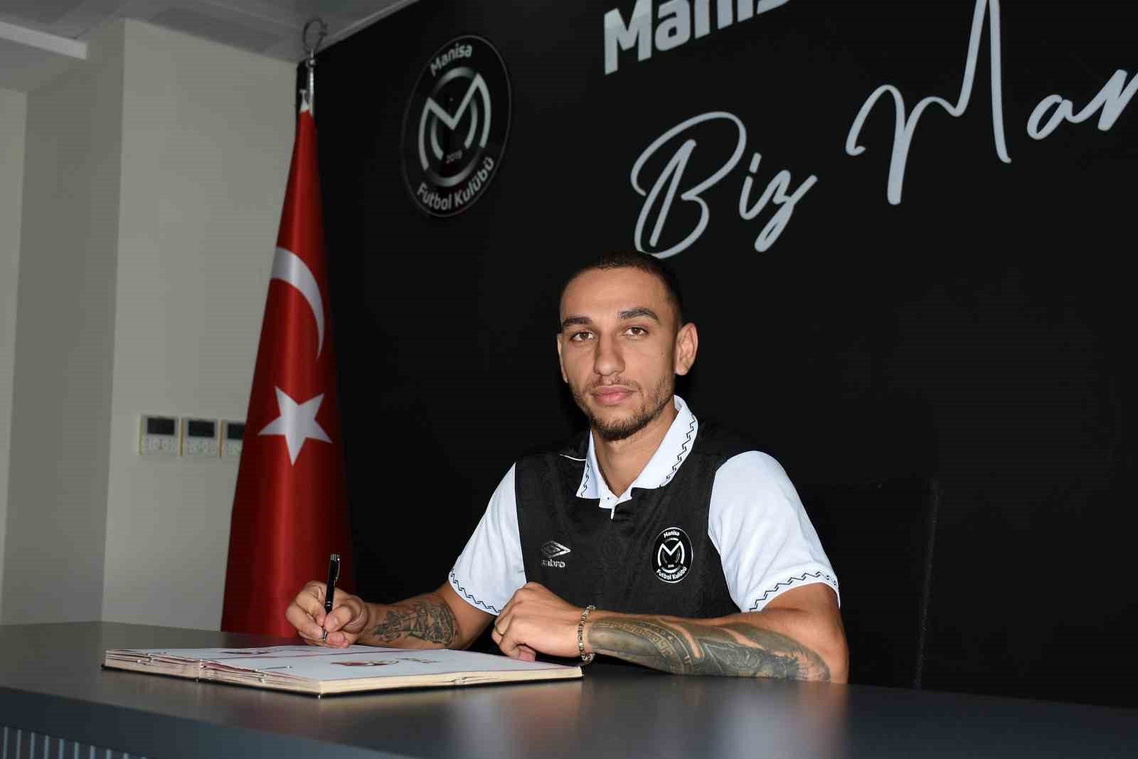 Manisa'nın Yeni Sağ Beki: Mustafa İnan