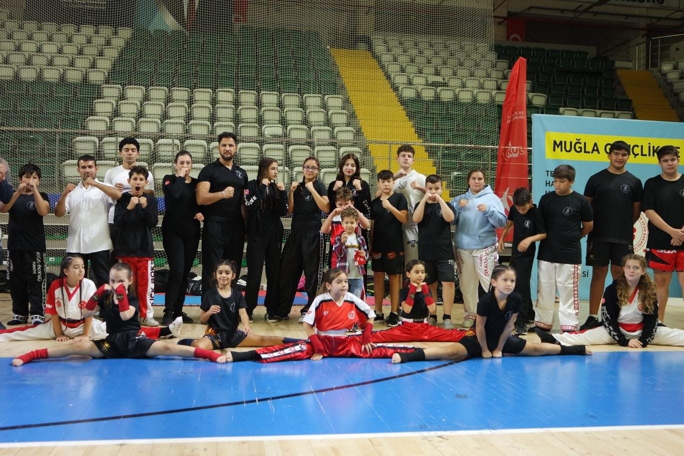 Marmaris’e 11 birincilik madalyası birden geldi