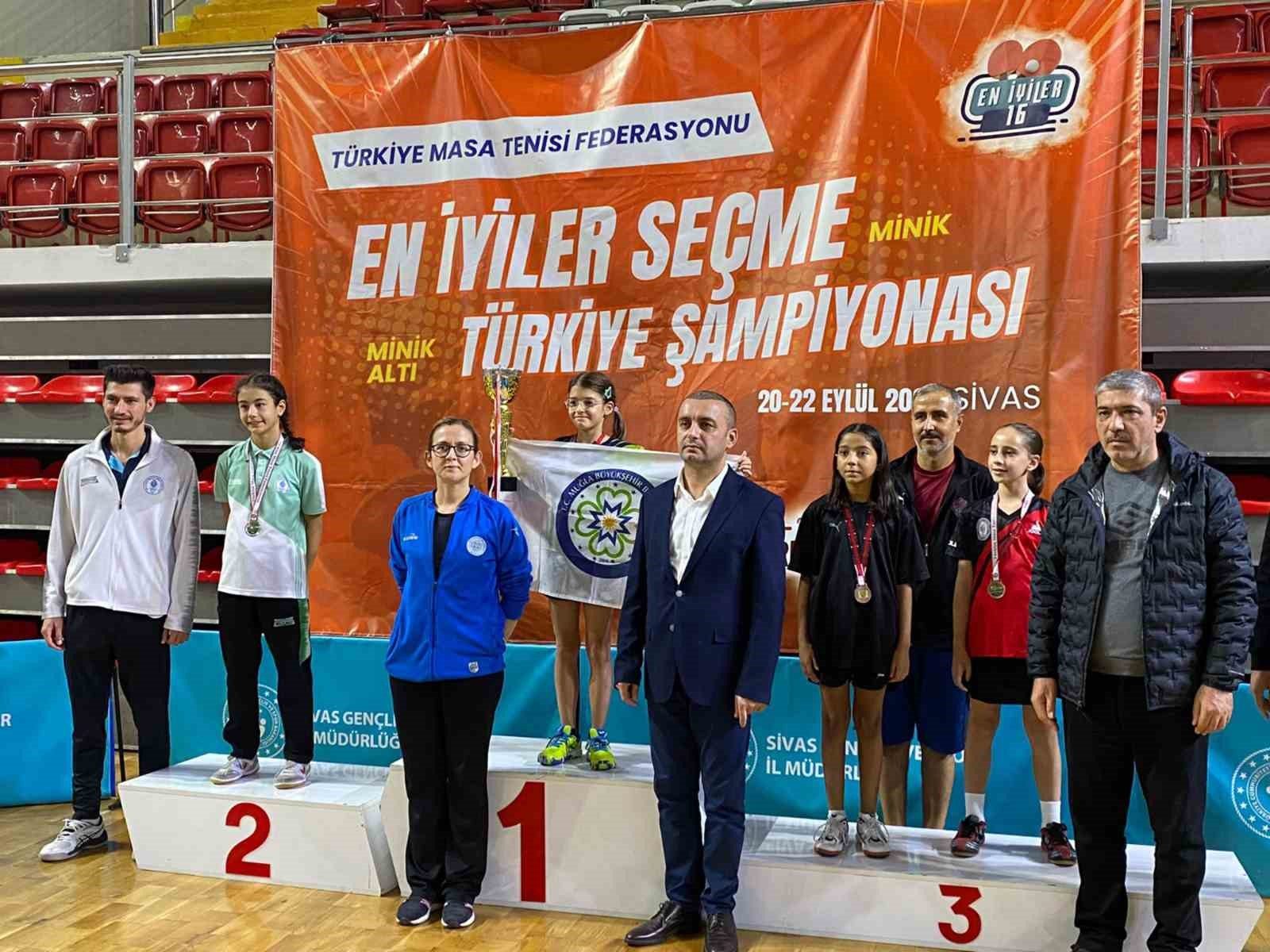 Muğla'nın Masa Tenisi Şampiyonu Yıldızı Parlıyor