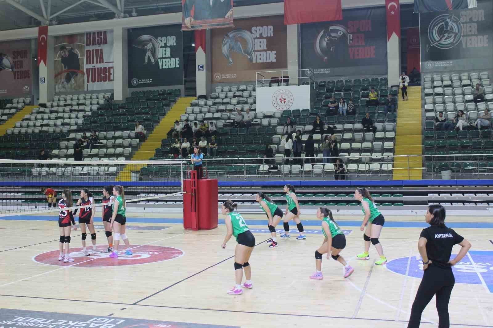 Muğlaspor’un küçük sultanları seriyi sürdürdü