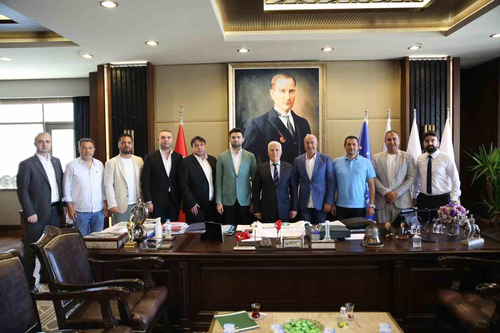 Bursaspor'un Hayallerini Gerçekleştirme Yolculuğu Başlıyor