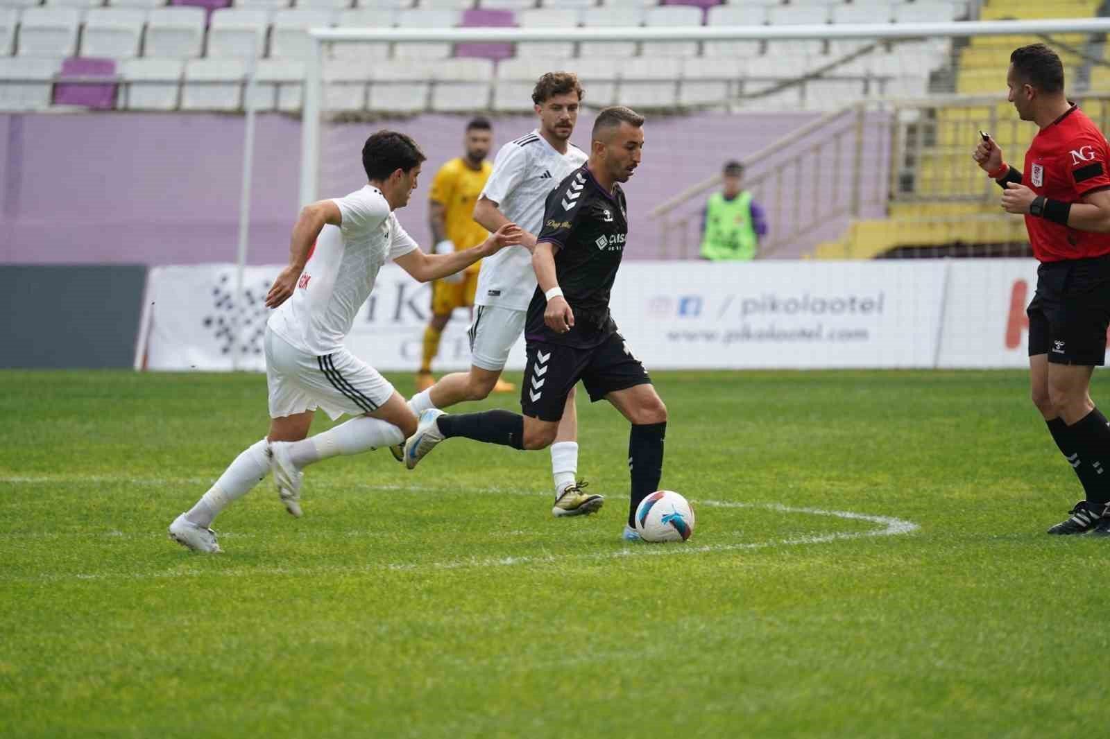 Orduspor 1967'nin Gol Yağmuru: Turgutlu'yu 7-0'la Yendi