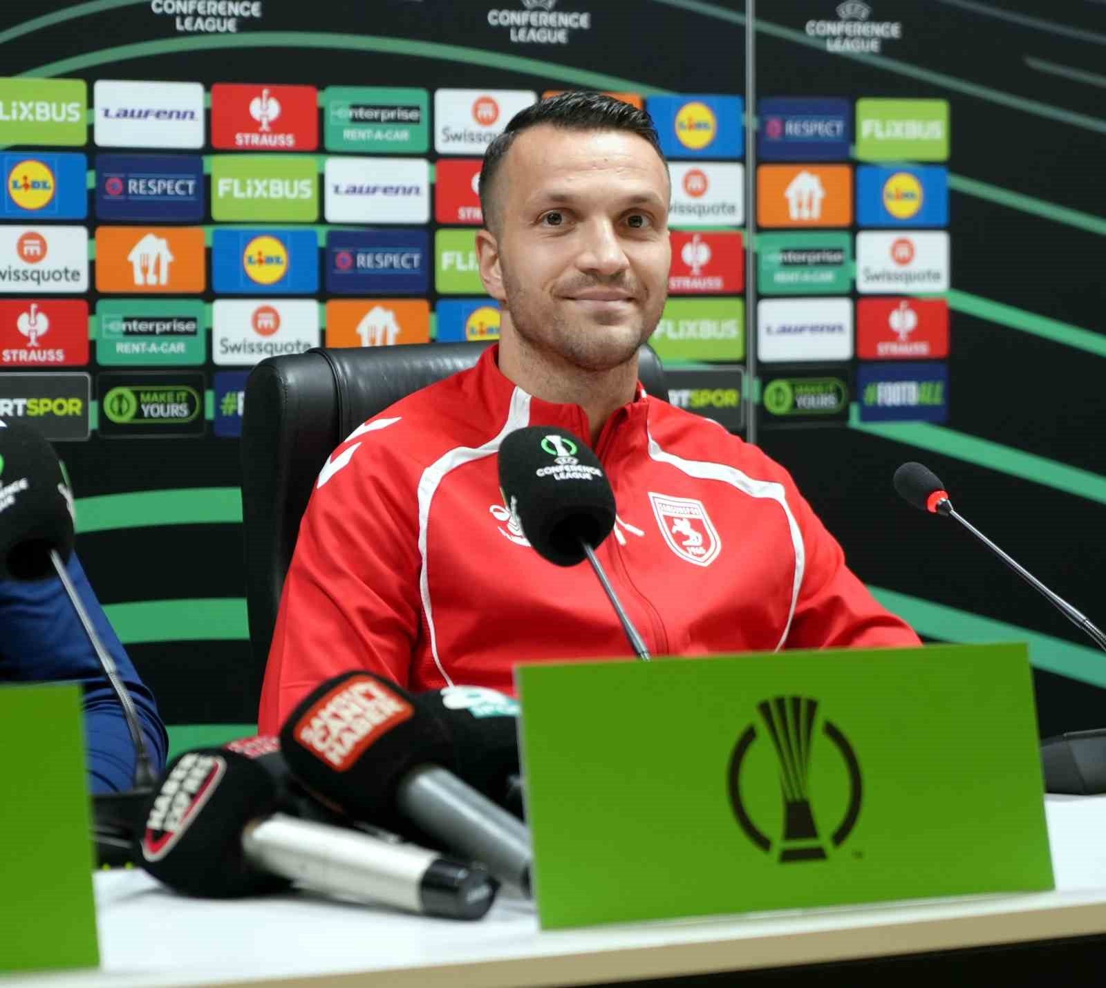 Okan Kocuk: "Dinamo Kiev maçında galibiyet alarak sağlam adımlarla ilerlemek istiyoruz"