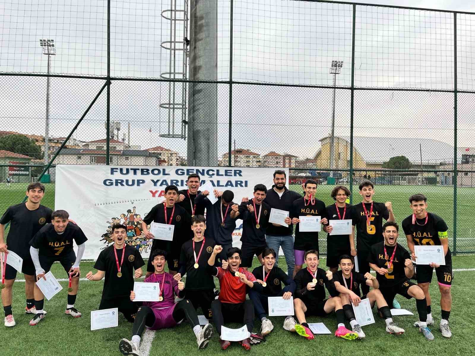 Okul Sporları Futbol Gençler Marmara Bölge Şampiyonası sona erdi