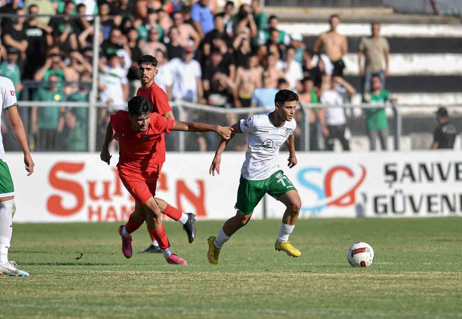 PFDK’dan, Bursasporlu Mustafa Genç’e 6 maç ceza