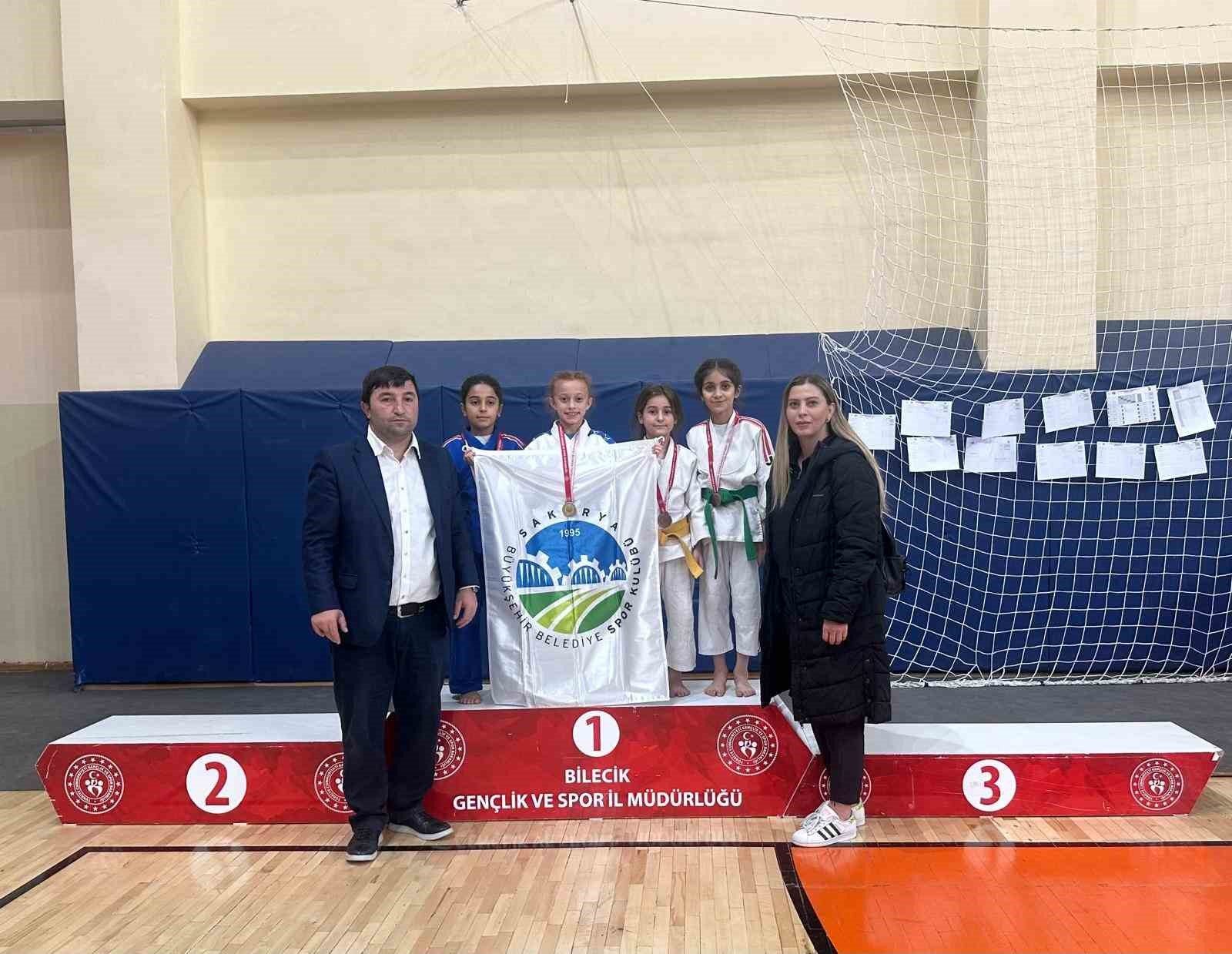 Sakaryalı Judo Yıldızı Bilecik'te Zirveye Ulaştı