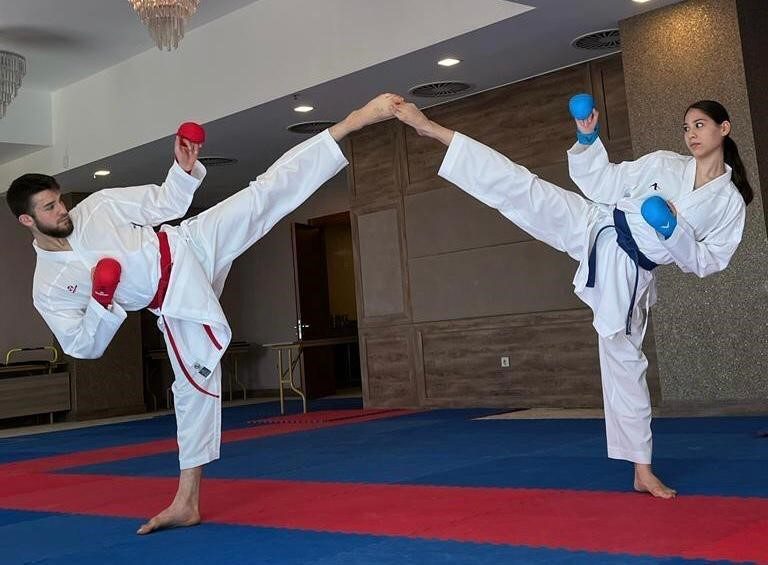 Sakarya'nın Gururu: İspanya'da Dalgalanan Türk Bayrağı