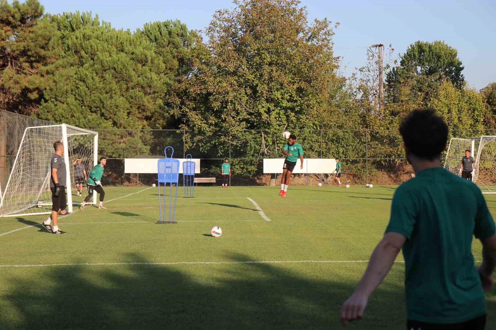 Sakaryaspor, Şanlıurfa deplasmanında puan avına çıkıyor