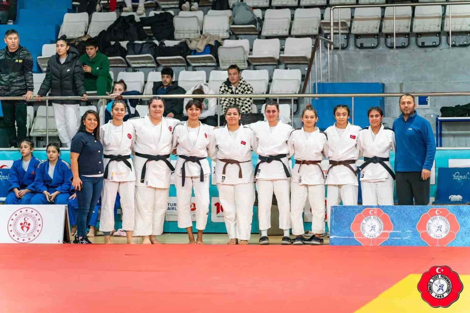 Salihli'nin Judo Yıldızları Süper Lig'de
