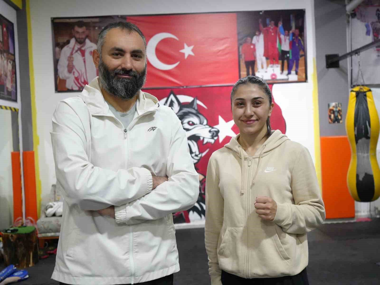 Şampiyon kick bokçu Asuman Çığlıoğlu, unvanını korumak için ringe çıkacak