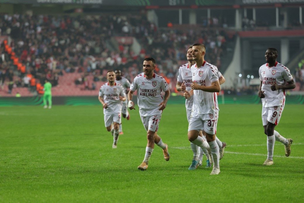 Samsun Avrupa'da fark attı!