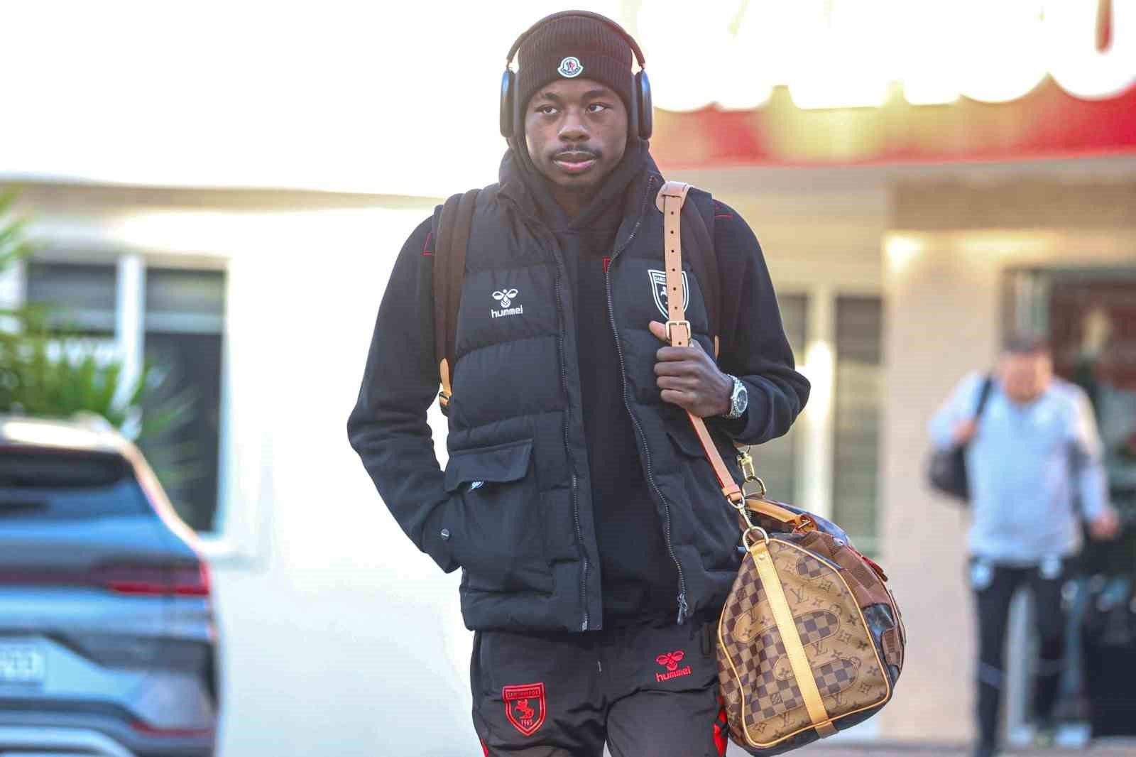 Samsunspor, UEFA Konferans Ligi’nde ilk 8 için Almanya’ya uçtu