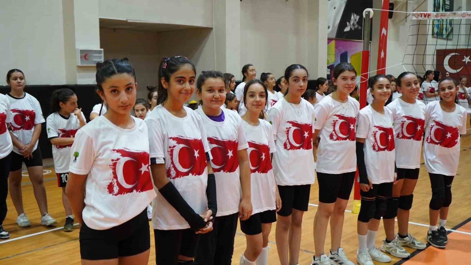 Şehitkamil Belediyesi Yaz Spor Okulları’nda büyük başarı