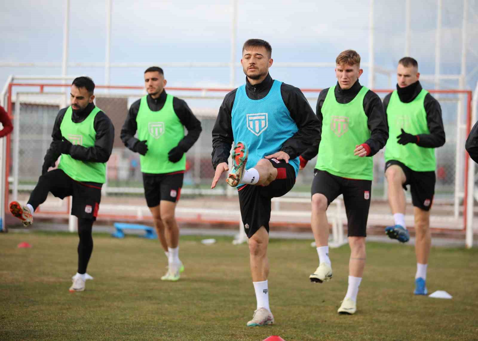 Sivasspor’da Fatih Karagümrük maçı hazırlıkları sürüyor