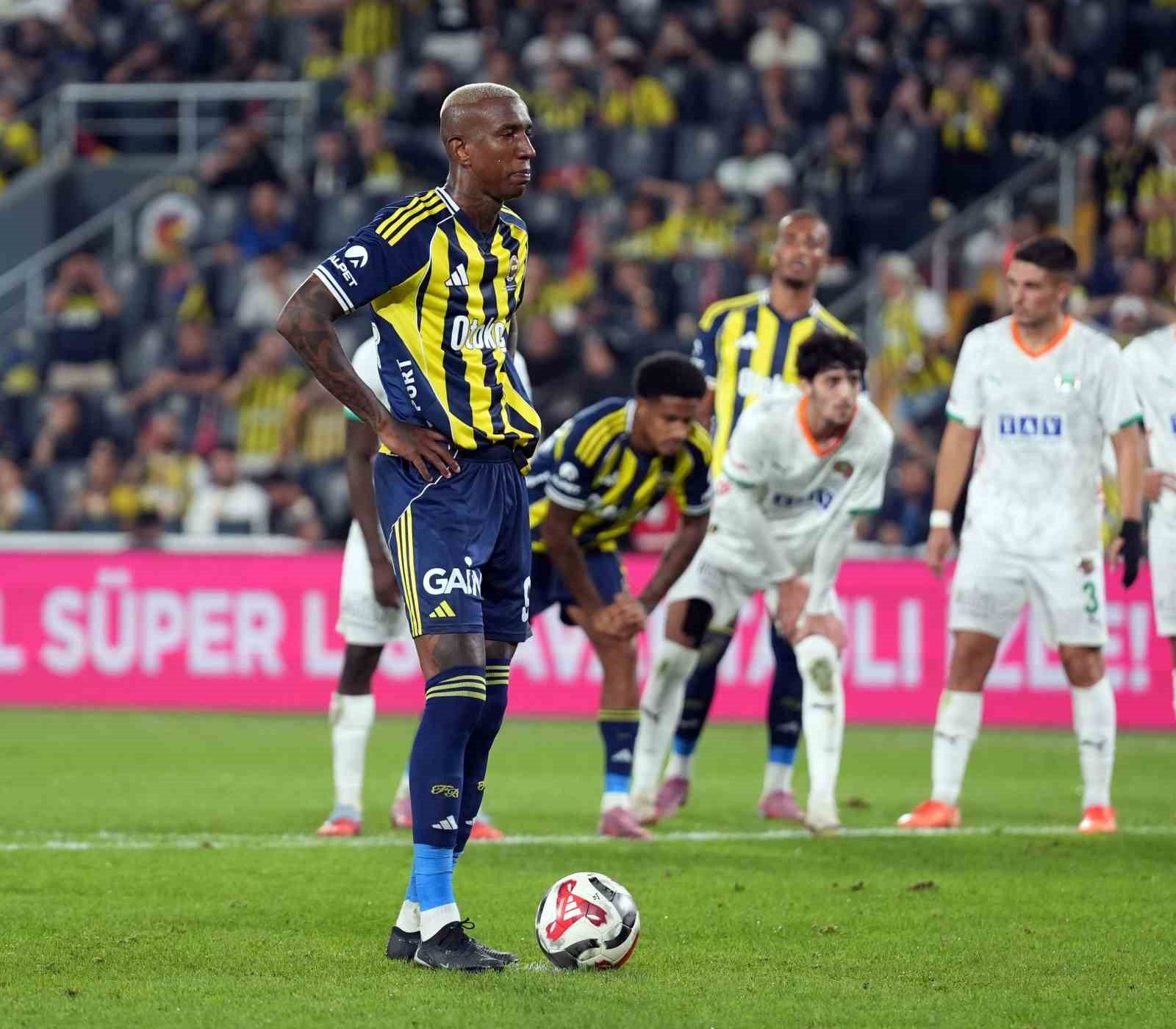 Talisca, ligde 2. kez penaltı kaçırdı
