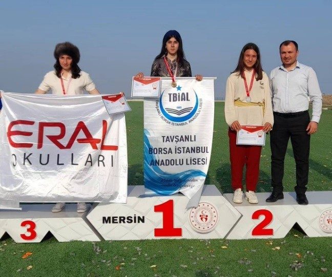 Okçulukta Anadolu Lisesi'nden Şampiyonluk