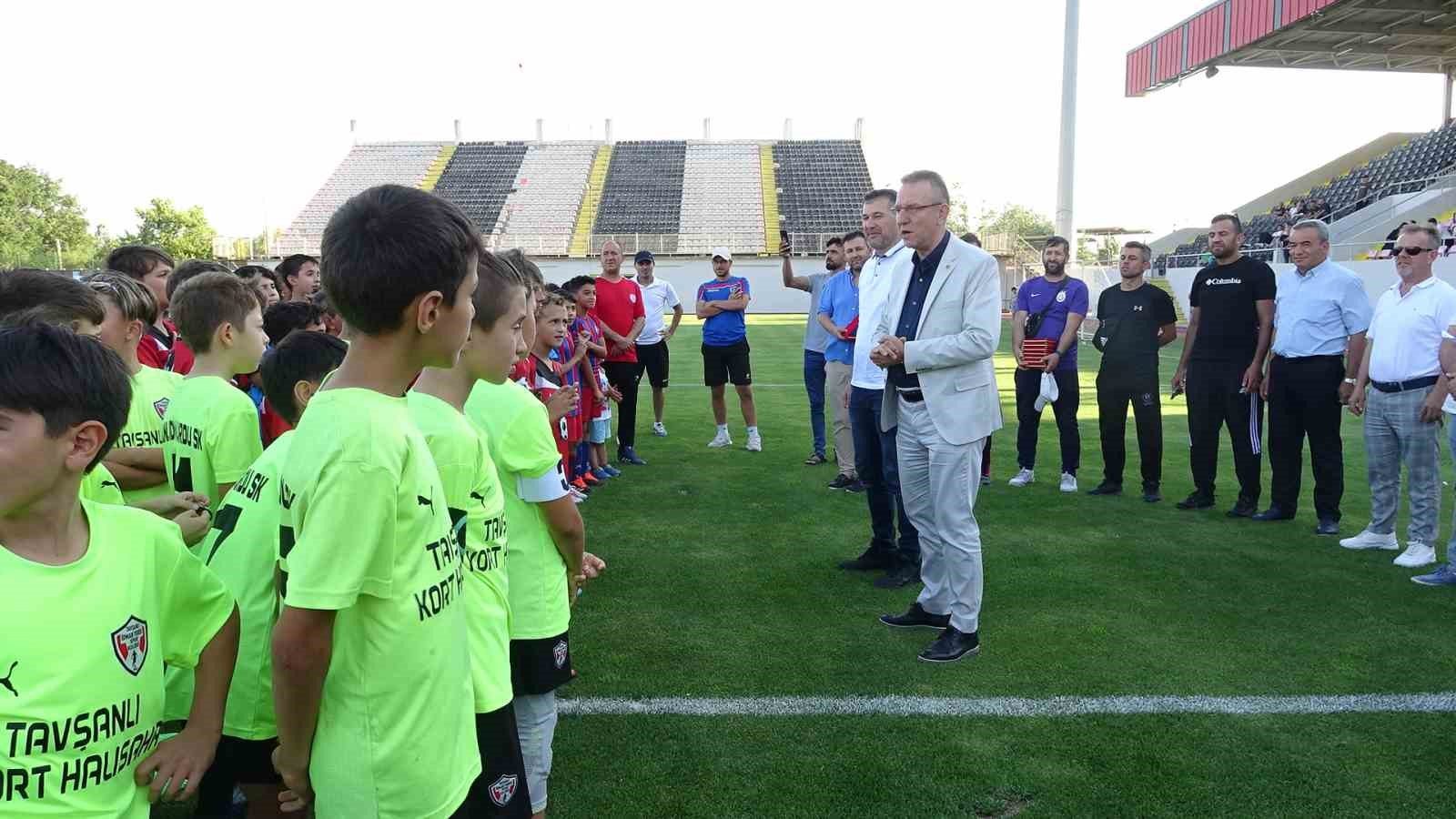 Tavşanlı'da 15 Temmuz'un Ruhu Futbolla Yaşatıldı