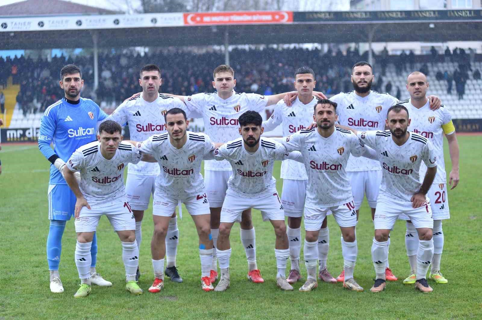 TFF 2. Lig: İnegölspor: 3 – Altınordu: 1