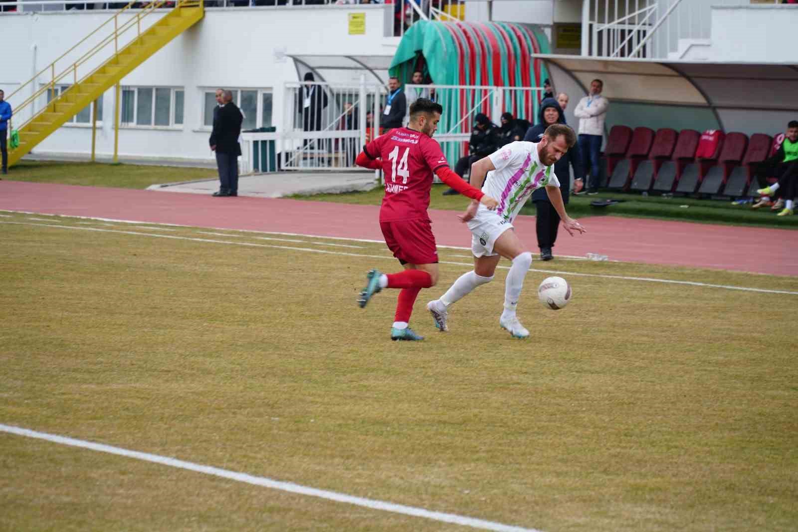 TFF 2. Lig: Isparta 32 Spor: 0 – Aksaray Belediyespor: 0
