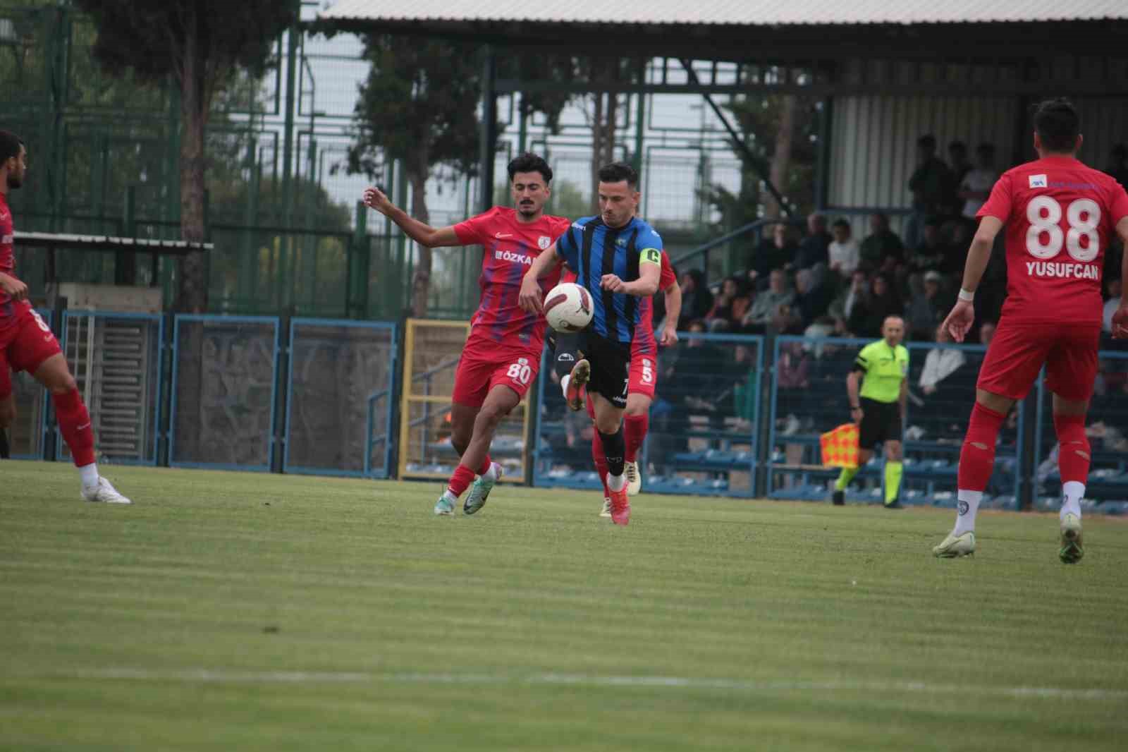 TFF 2. Lig: Karacabey Belediyespor: 2 – Altınordu: 2