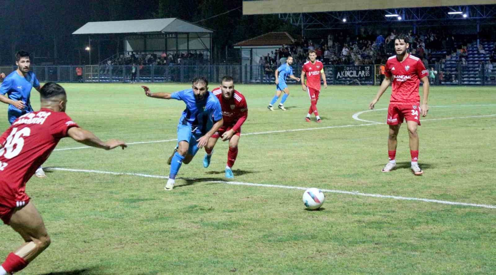 Karacabey Belediyespor, Somaspor'u Devirip Ligde Kalma Yolunda Önemli Bir Adım Attı