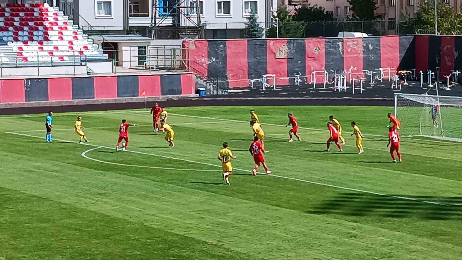Vanspor, Belediye Derince'yi devirdi!