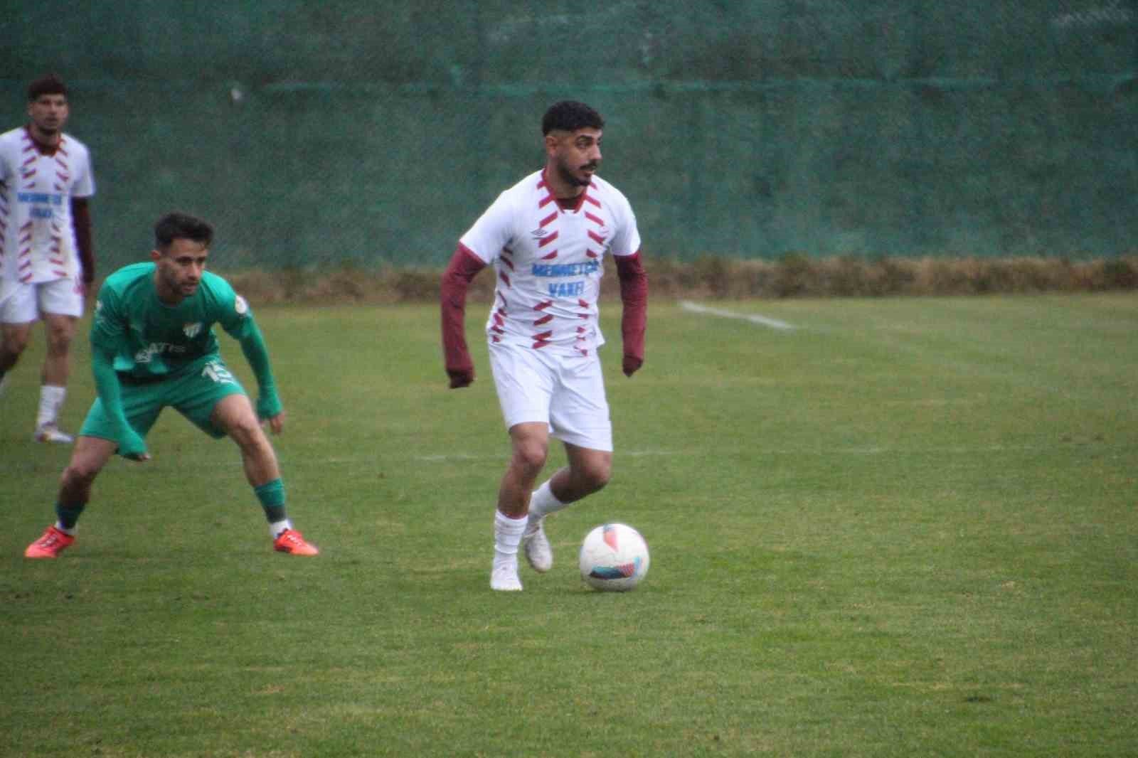 Bursaspor, Elazığ'da 3. Lig'de İlk Galibiyetini Aldı