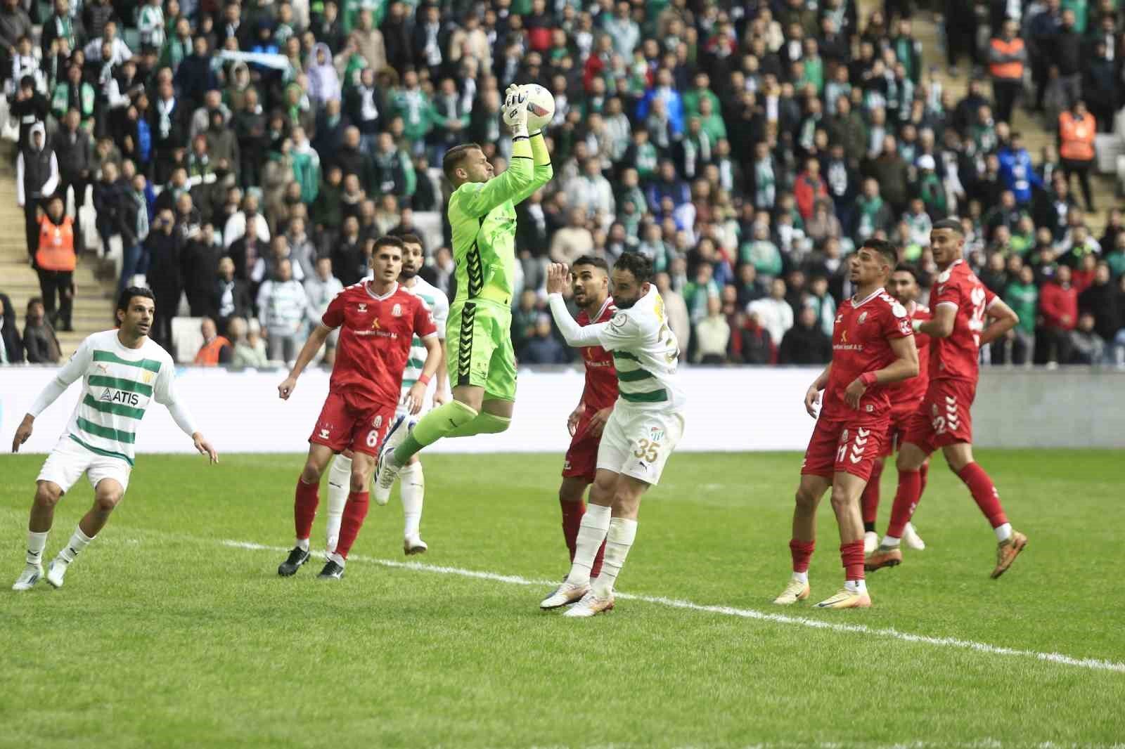 Yeşil Timsahlar Bulvarspor'u 3-0 Yendi