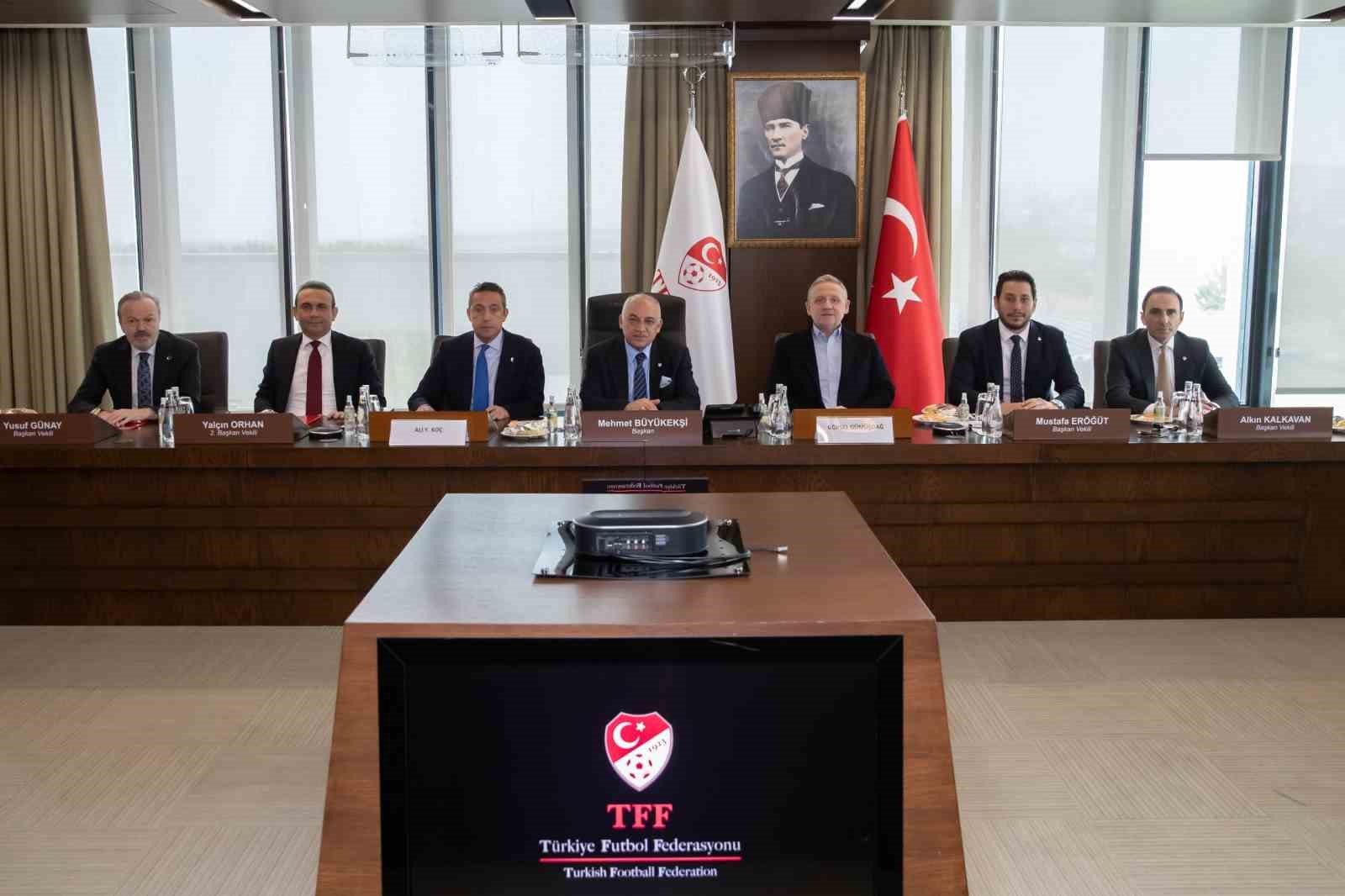 TFF, Süper Lig ve 1. Lig yayın ihalesinin iptal edildiğini açıkladı